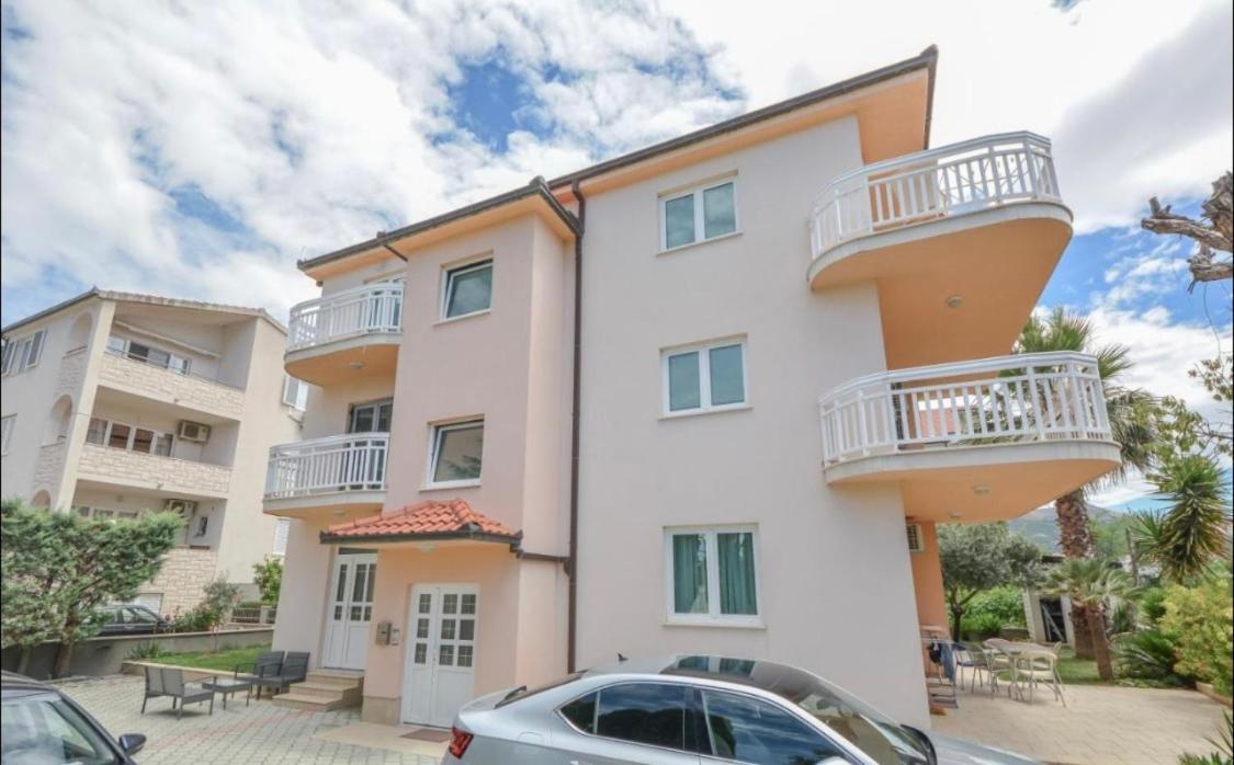 Apartment Garden Split Exterior foto